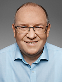Jaroslav Slivoně - Diretor financeiro